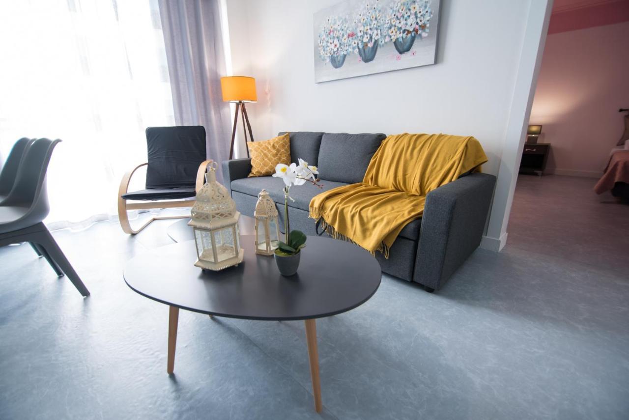 Luxurius Casa Holidays ネア・ムダニア エクステリア 写真