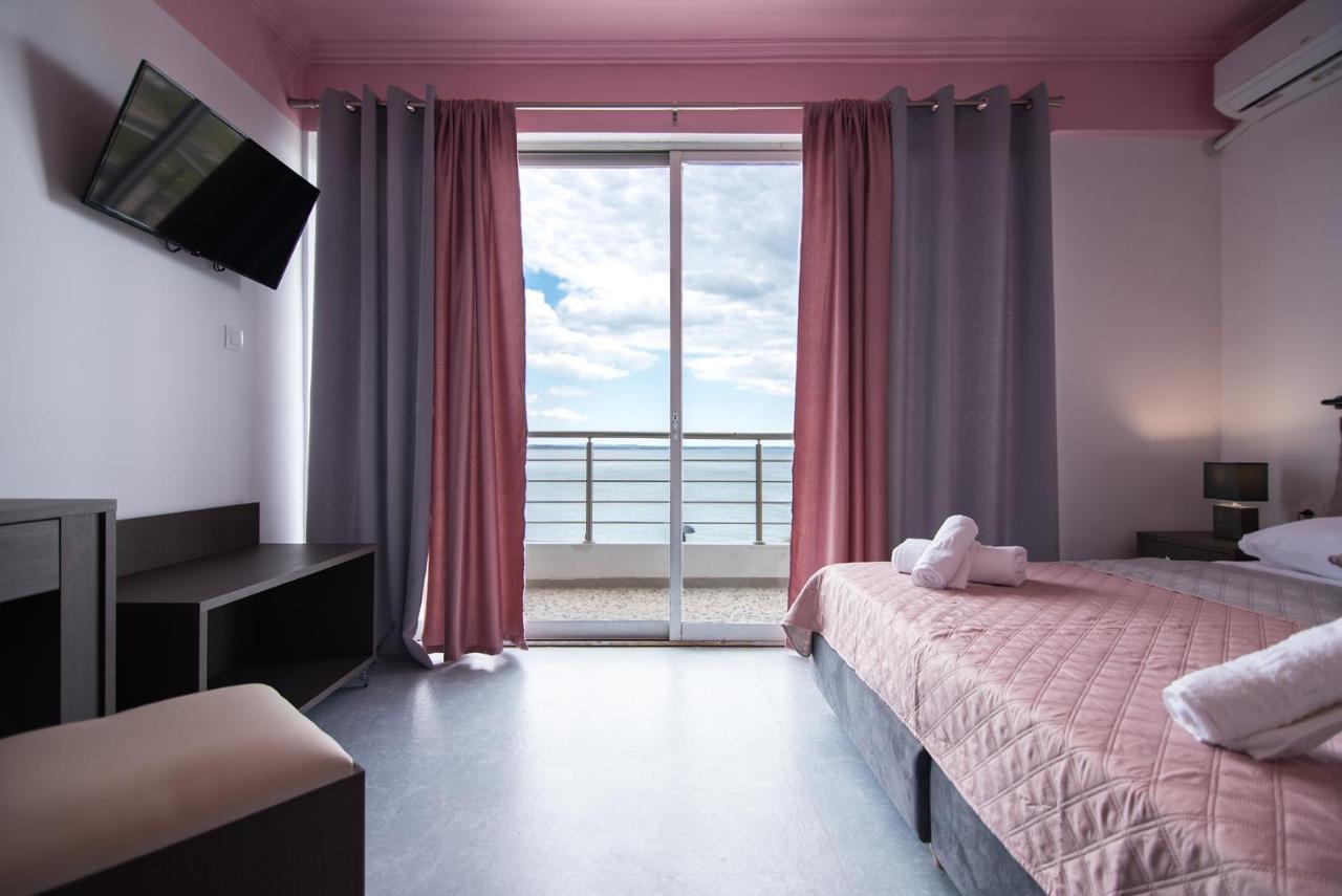 Luxurius Casa Holidays ネア・ムダニア エクステリア 写真