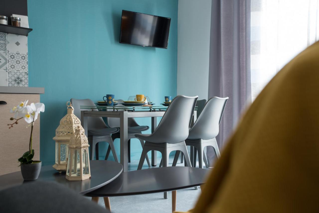Luxurius Casa Holidays ネア・ムダニア エクステリア 写真