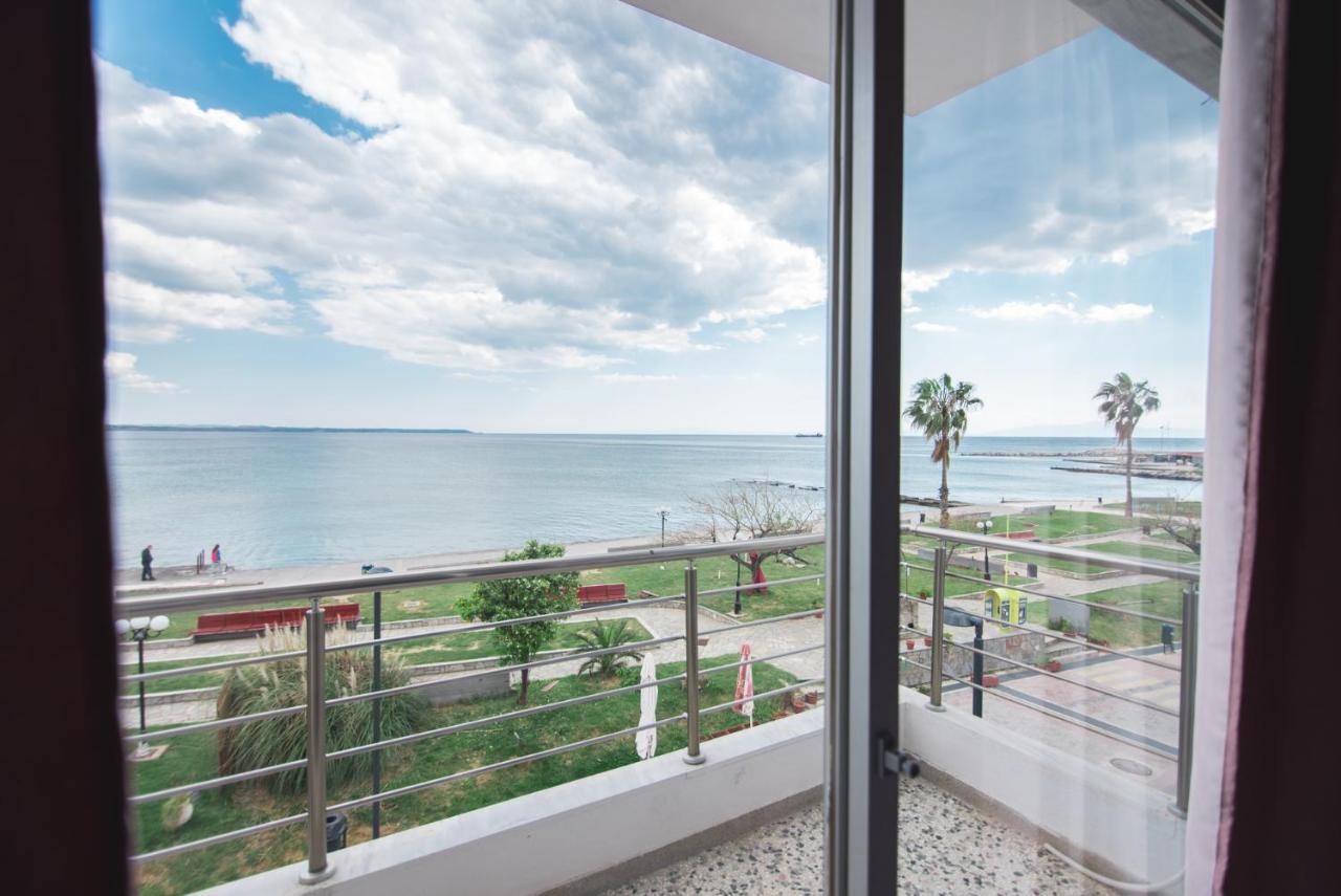 Luxurius Casa Holidays ネア・ムダニア エクステリア 写真